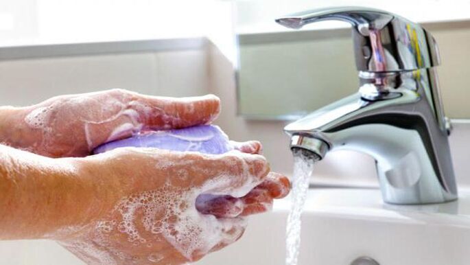 Como remover parasitas de uma criança sozinho